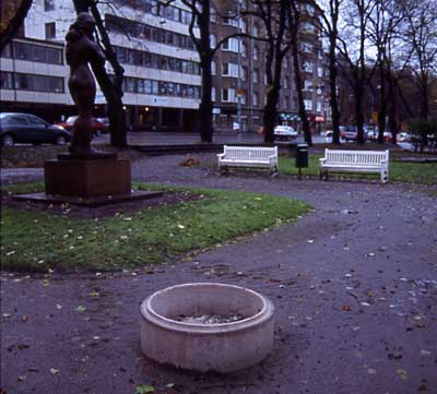 Ping Pong, Polis, Titanik, Turku, 2001